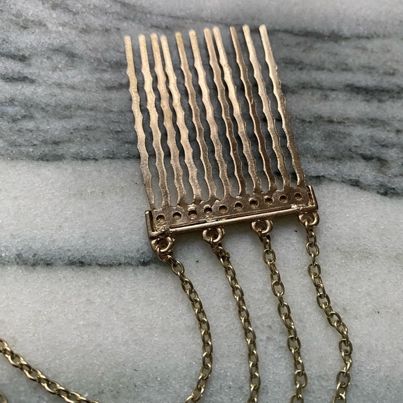 NWOT gold (color) spiked ear cuff hook 4 strands chain with attached hair comb - Picture 6 of 7